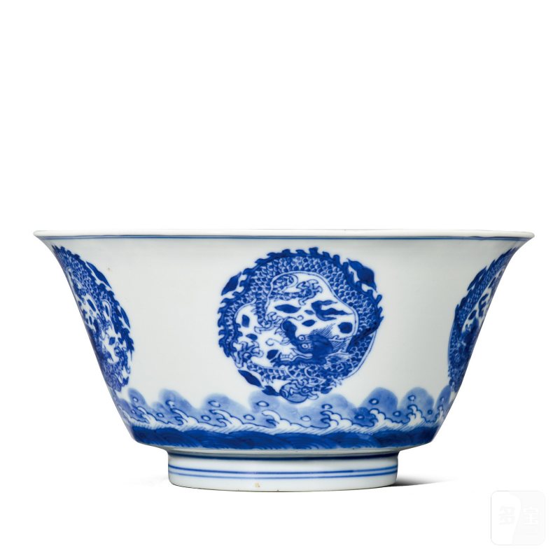 清康熙 青花团龙纹撇口碗